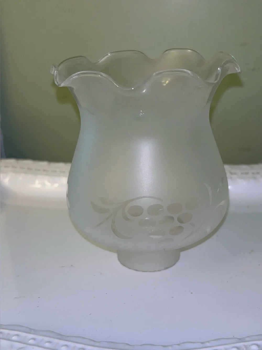 Frosted Glass Etched Grape Pattern Lamp Shade - Scalloped Edge